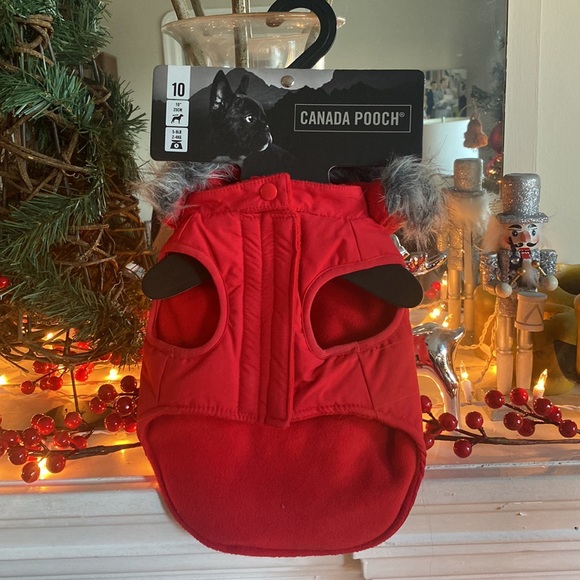 Canada Pooch parka for small dog 5-8LB (2-4KG) - Picture 2 of 4